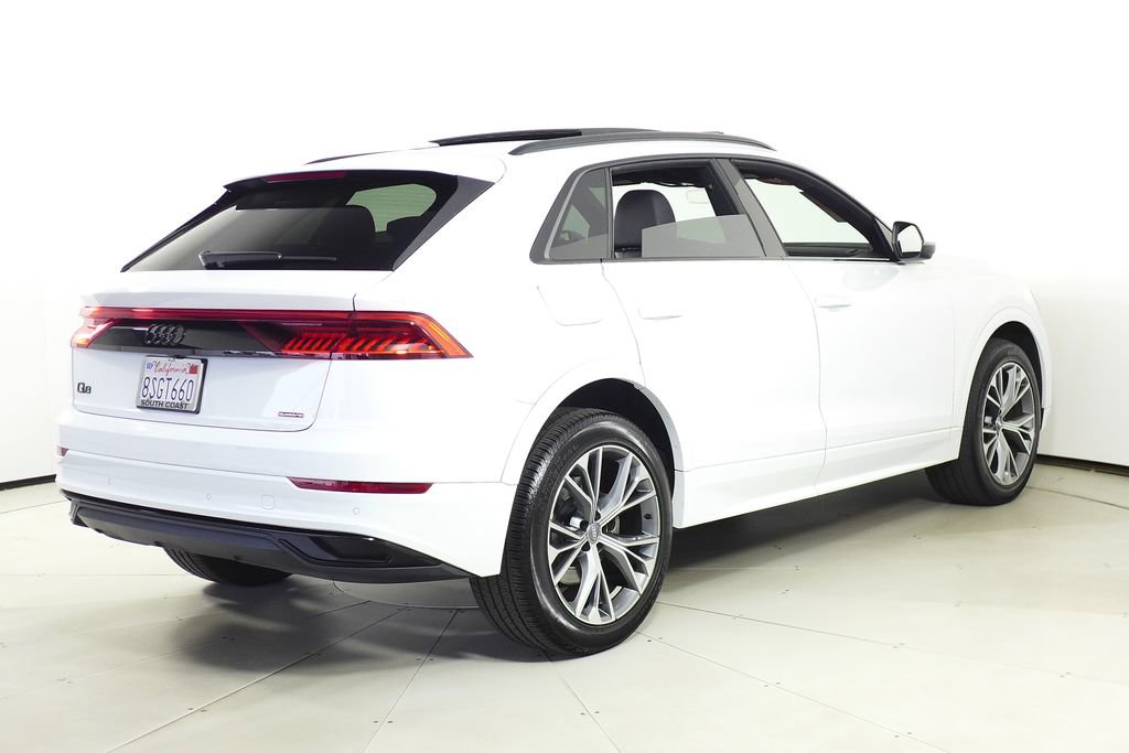 Used 2020 Audi Q8 Premium w/ Black Optic Package image 7