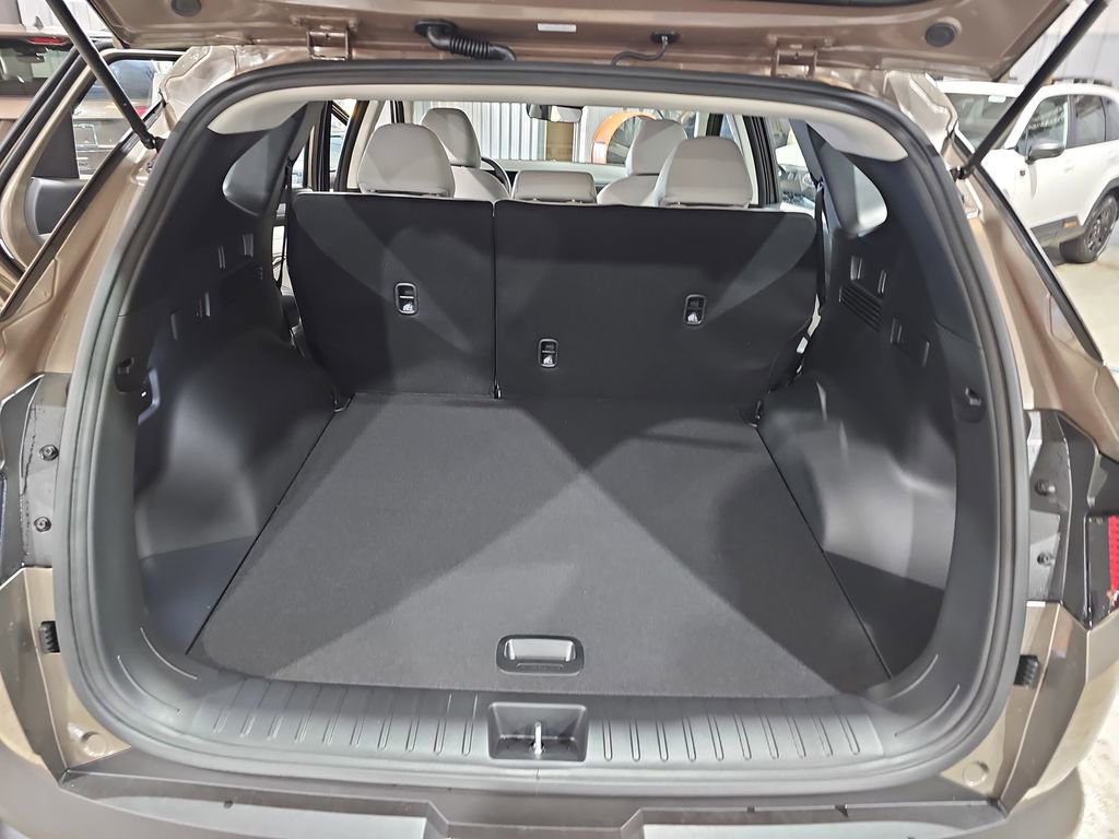 New 2026 Hyundai Tucson Blue SE image 11