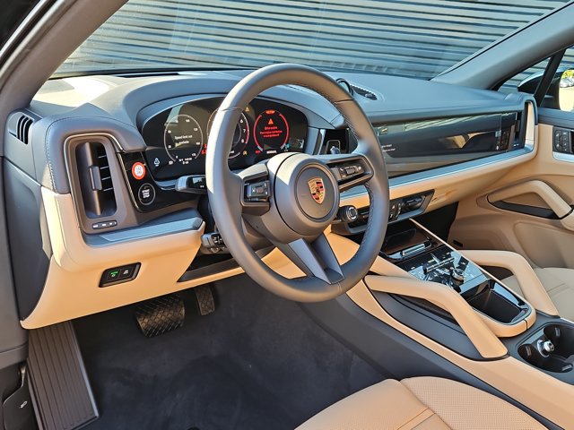 New 2026 Porsche Cayenne AWD/4WD image 4