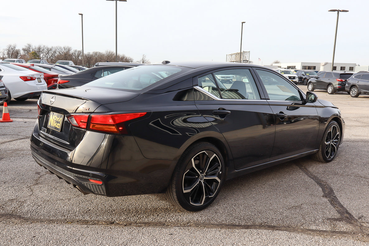 Used 2024 Nissan Altima 2.5 SR image 4