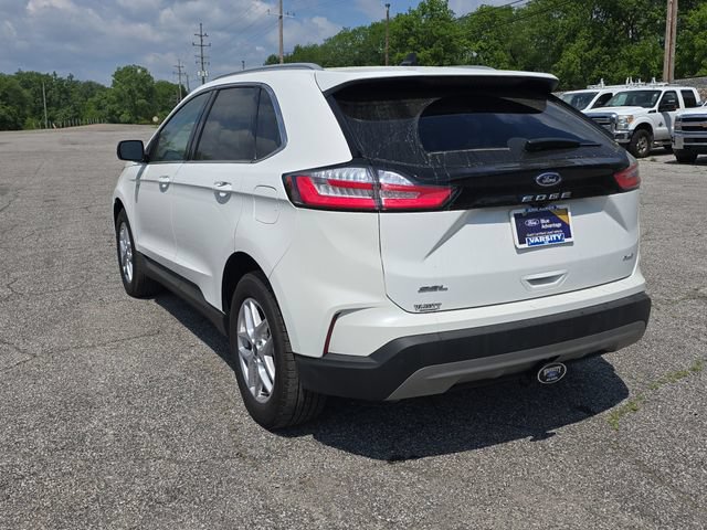 Certified 2023 Ford Edge SEL w/ Convenience Package AWD/4WD image 3