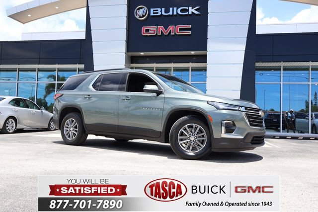 Used 2022 Chevrolet Traverse LT FWD image 1