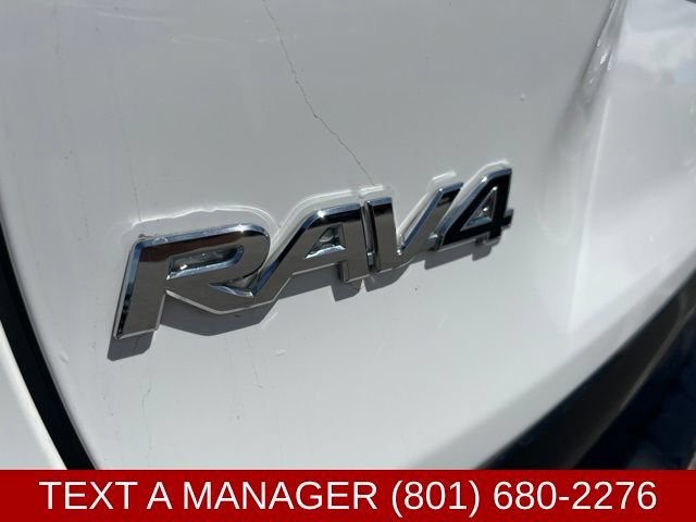 Used 2025 Toyota RAV4 SE AWD/4WD image 11