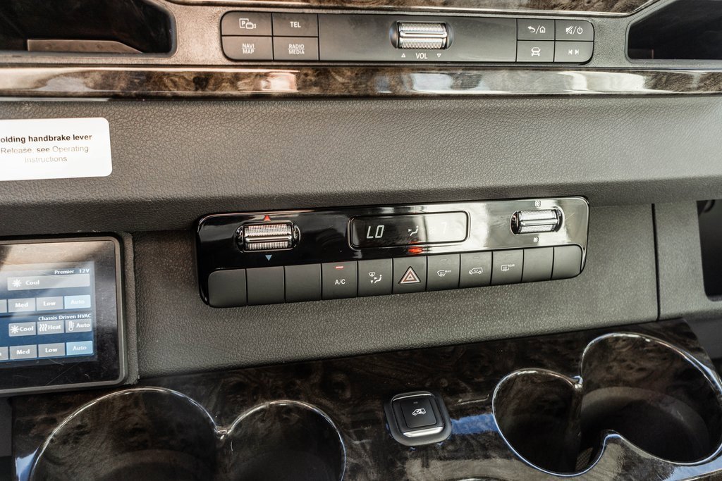 Used 2022 Mercedes-Benz Sprinter 3500 image 18