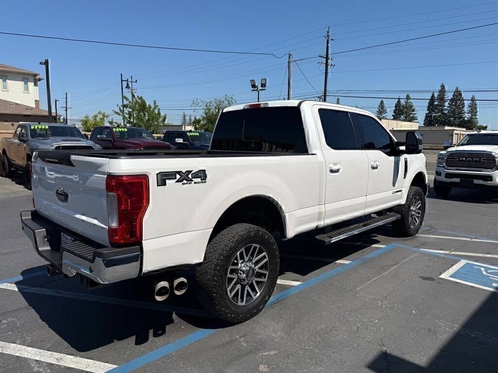 Used 2017 Ford F250 Lariat w/ Lariat Ultimate Package AWD/4WD image 5