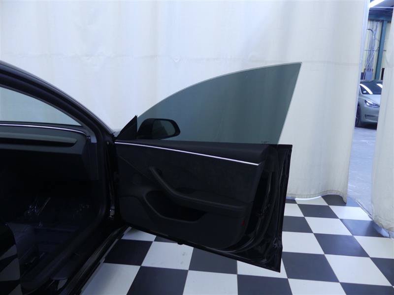 Used 2024 Tesla Model 3 Performance AWD/4WD image 25