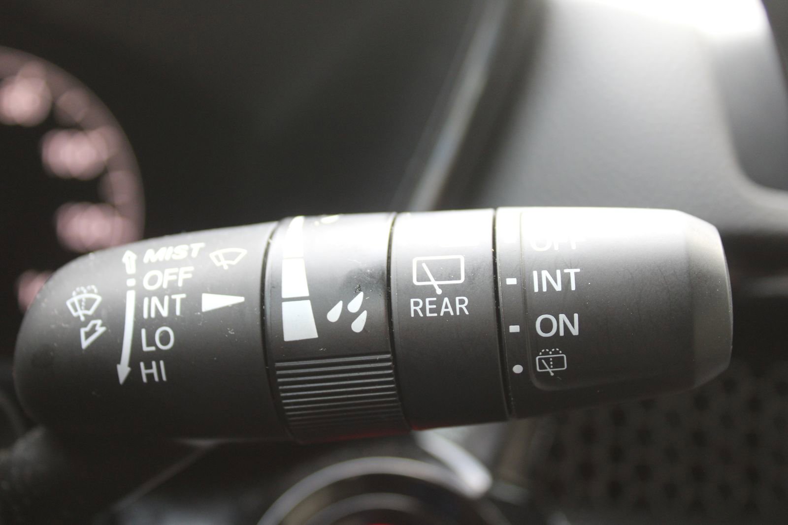 Used 2025 Honda CR-V EX-L image 33