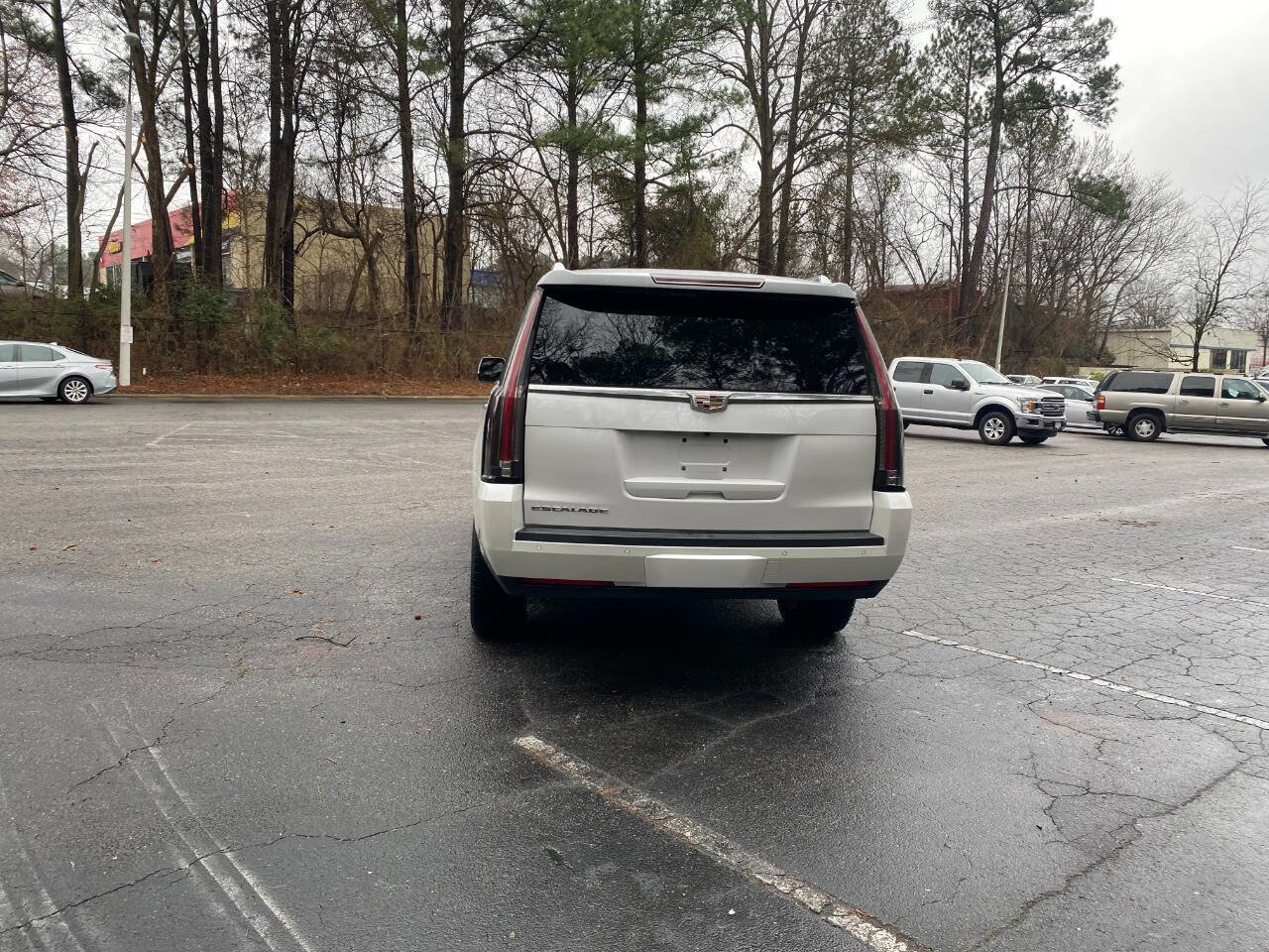 Used 2017 Cadillac Escalade ESV 2WD image 7