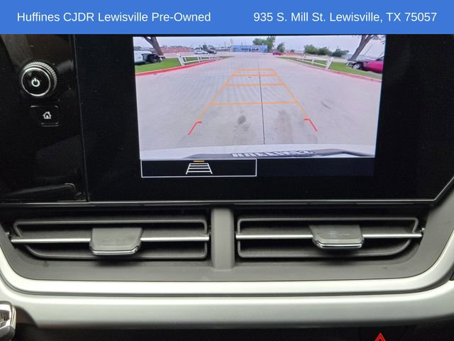 Used 2024 Chevrolet Trax RS w/ Driver Confidence Package FWD image 19