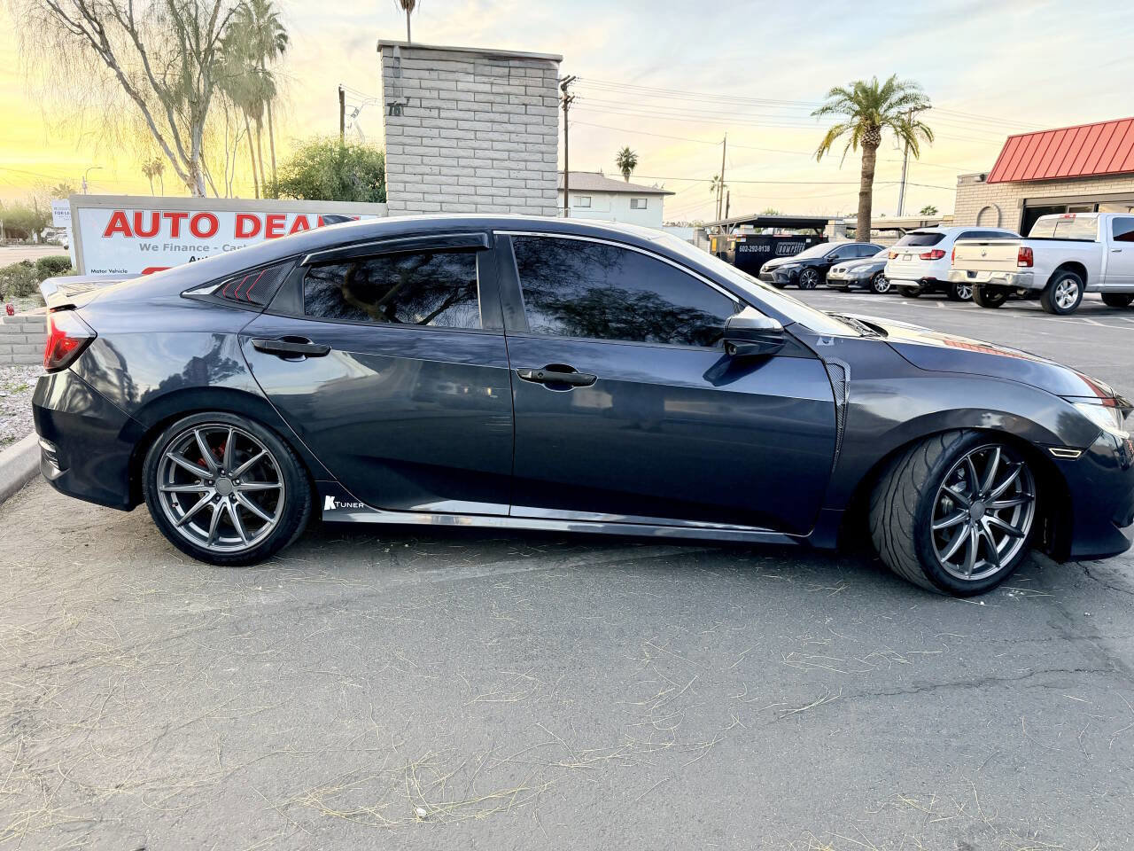 Used 2017 Honda Civic EX-T image 8