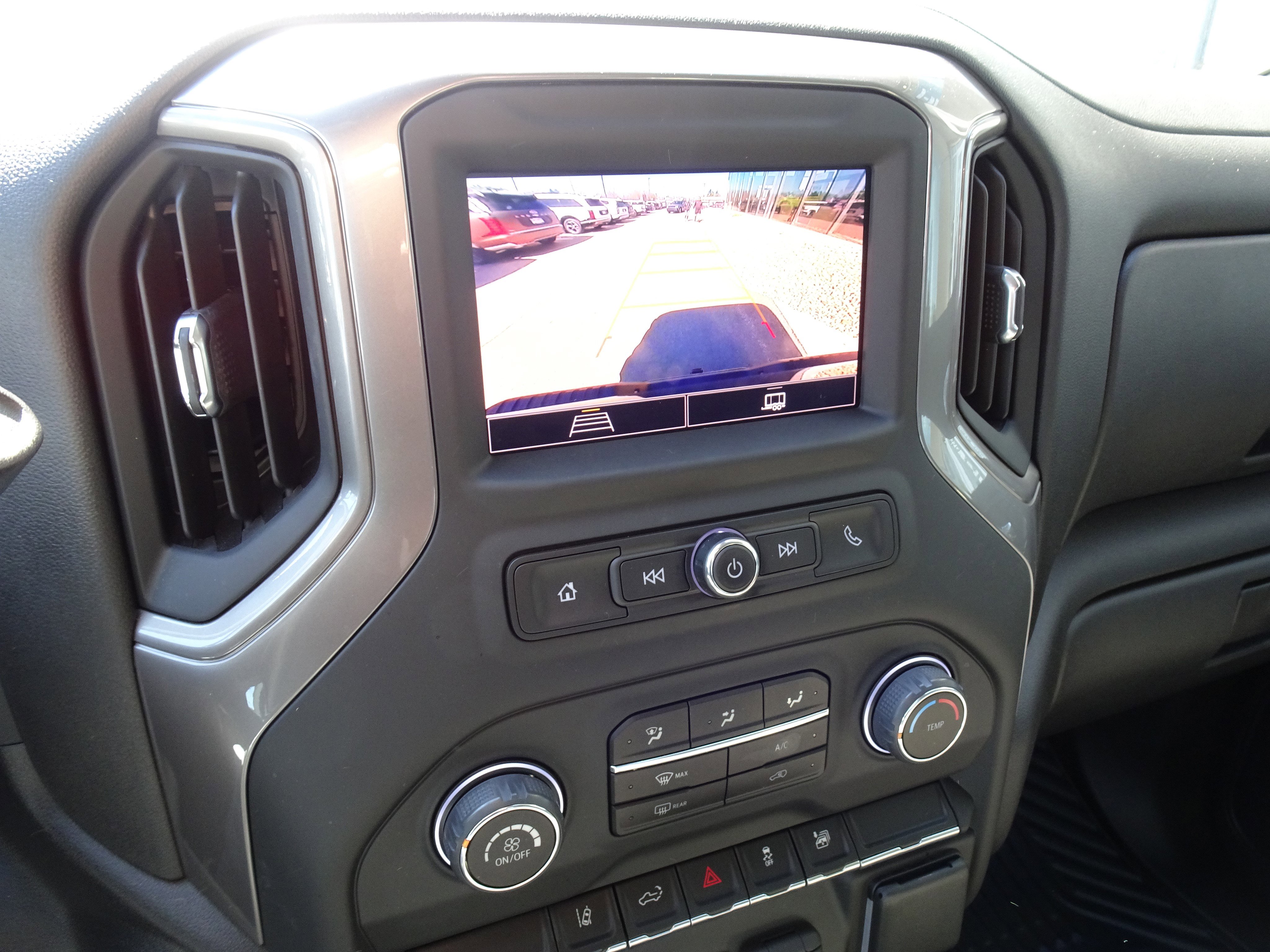 Used 2024 Chevrolet Silverado 2500 Custom w/ Custom Convenience Package image 21