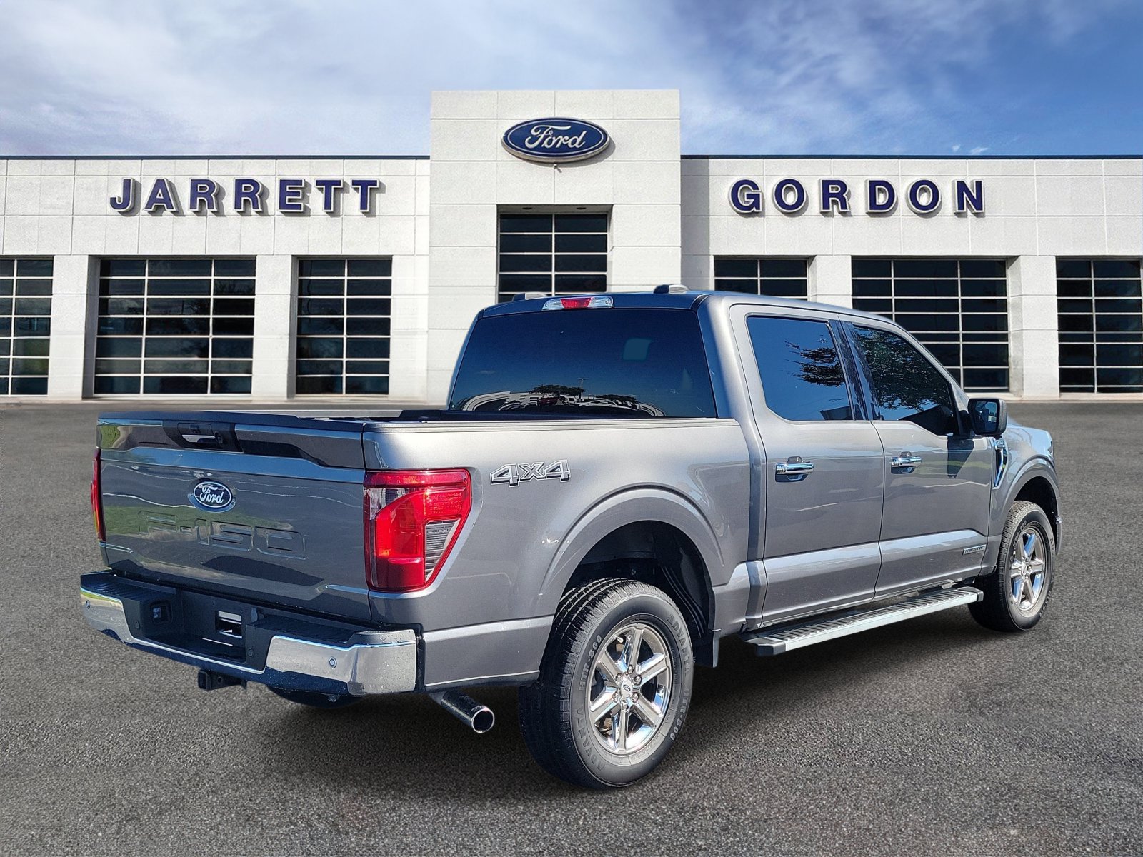 Certified 2024 Ford F150 XLT w/ Mobile Office Package AWD/4WD image 4