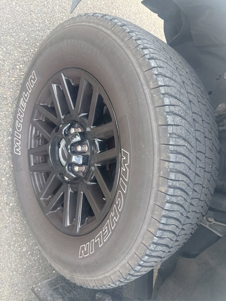 Used 2021 Ford F350 Lariat AWD/4WD image 10