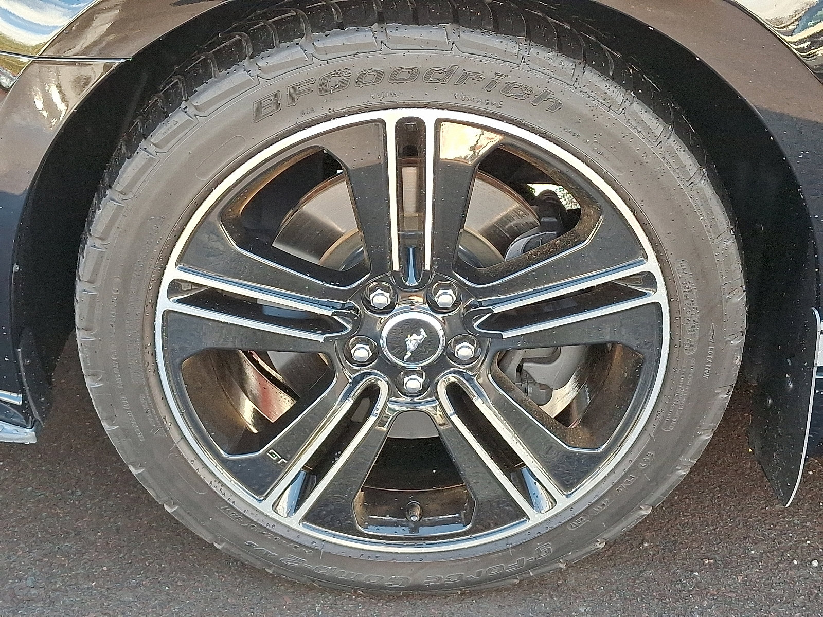 Used 2014 Ford Mustang GT Premium w/ Electronics Package image 28