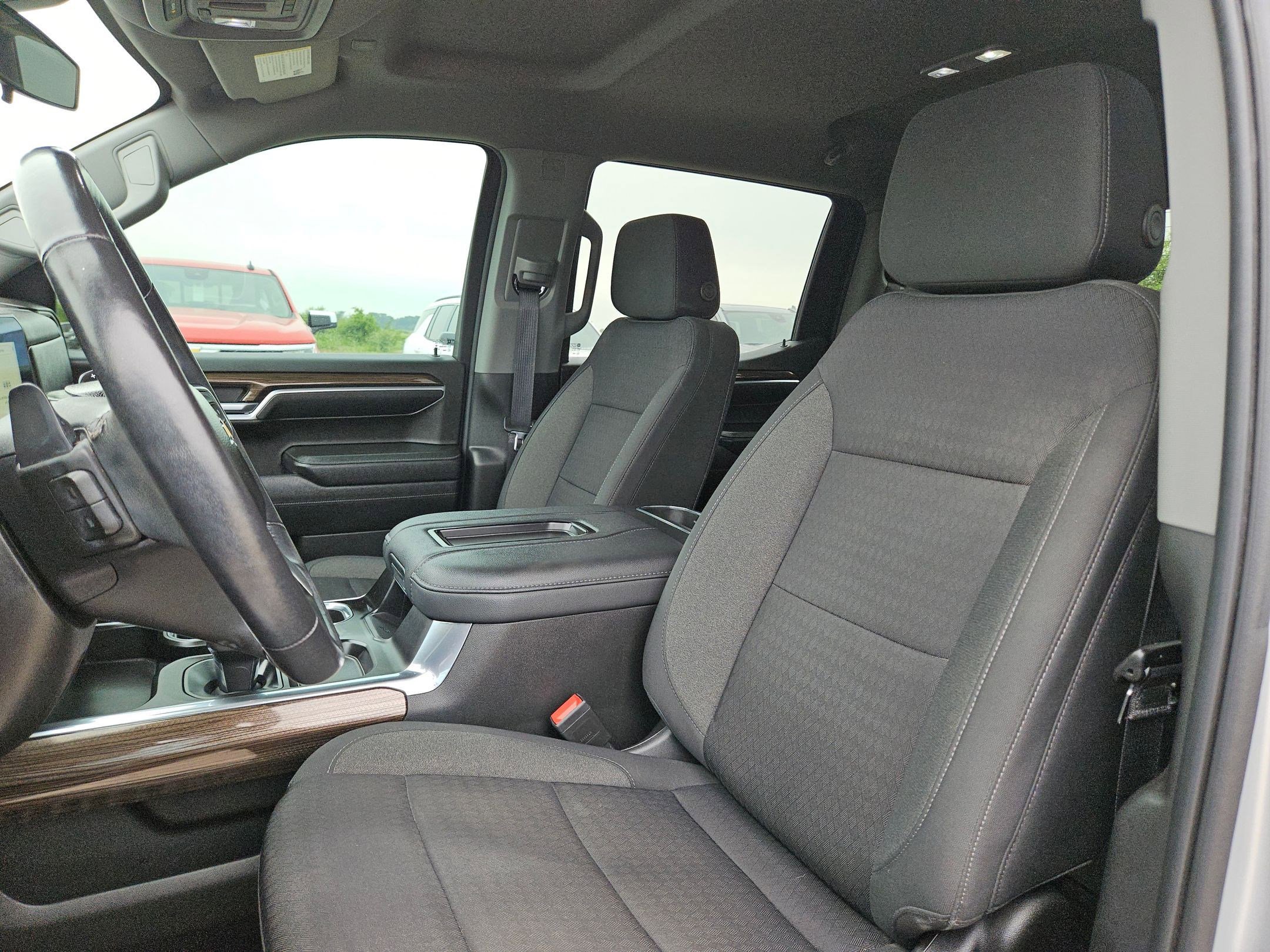 Used 2022 Chevrolet Silverado 1500 LT w/ Texas Edition Plus AWD/4WD image 13