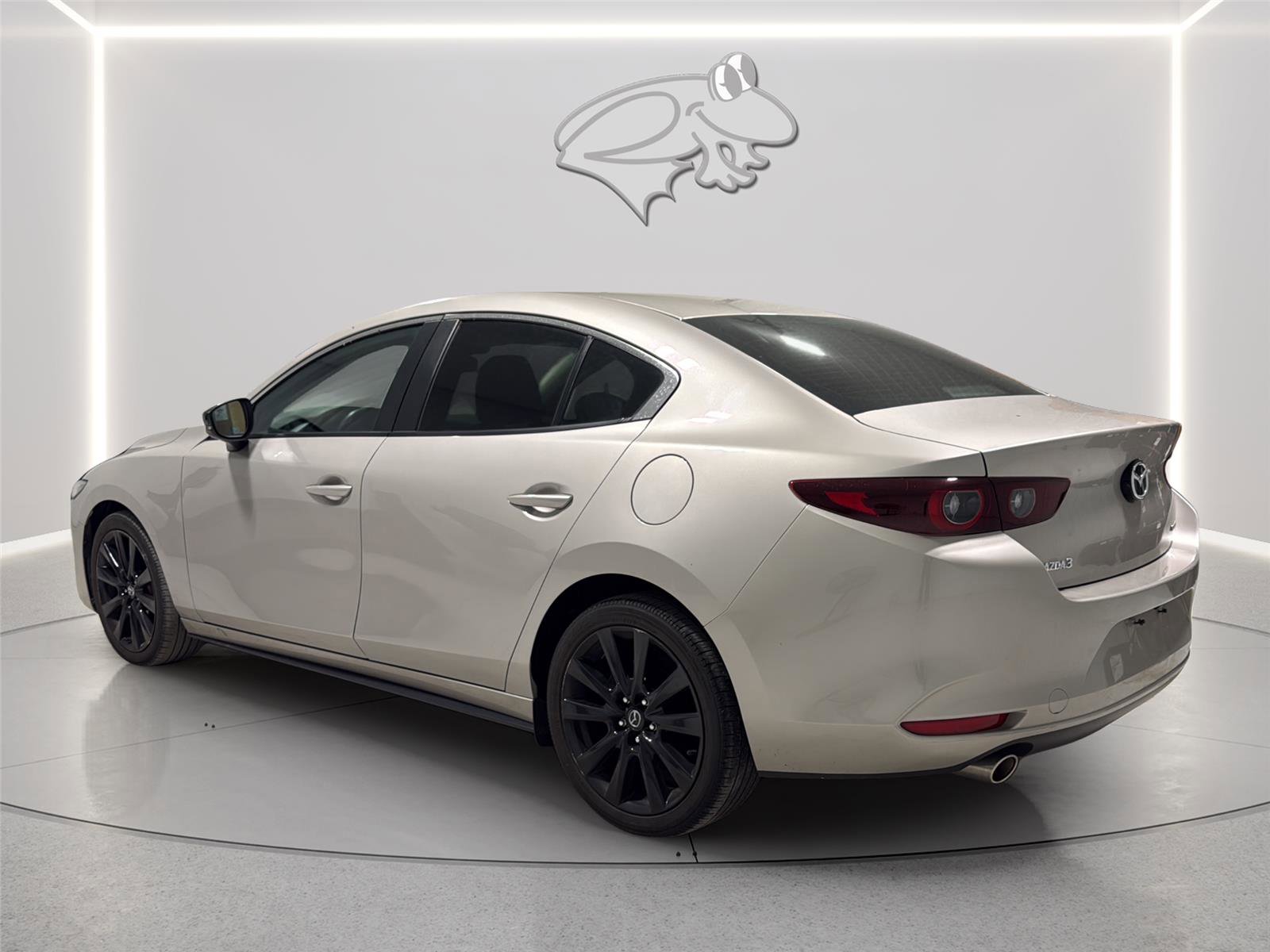 Used 2024 MAZDA MAZDA3 s FWD image 3