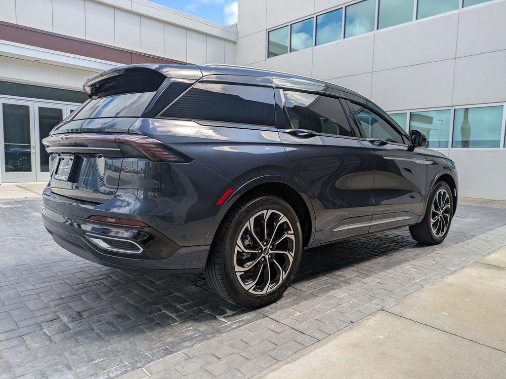 Certified 2024 Lincoln Nautilus Reserve AWD/4WD image 5