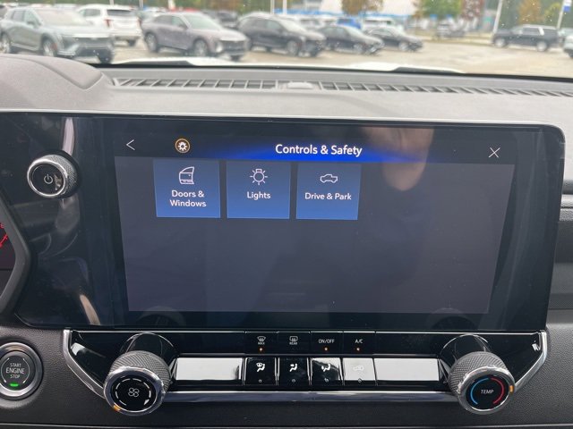 New 2026 Chevrolet Colorado W/T image 25