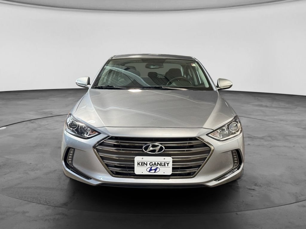 Used 2017 Hyundai Elantra Limited FWD image 10