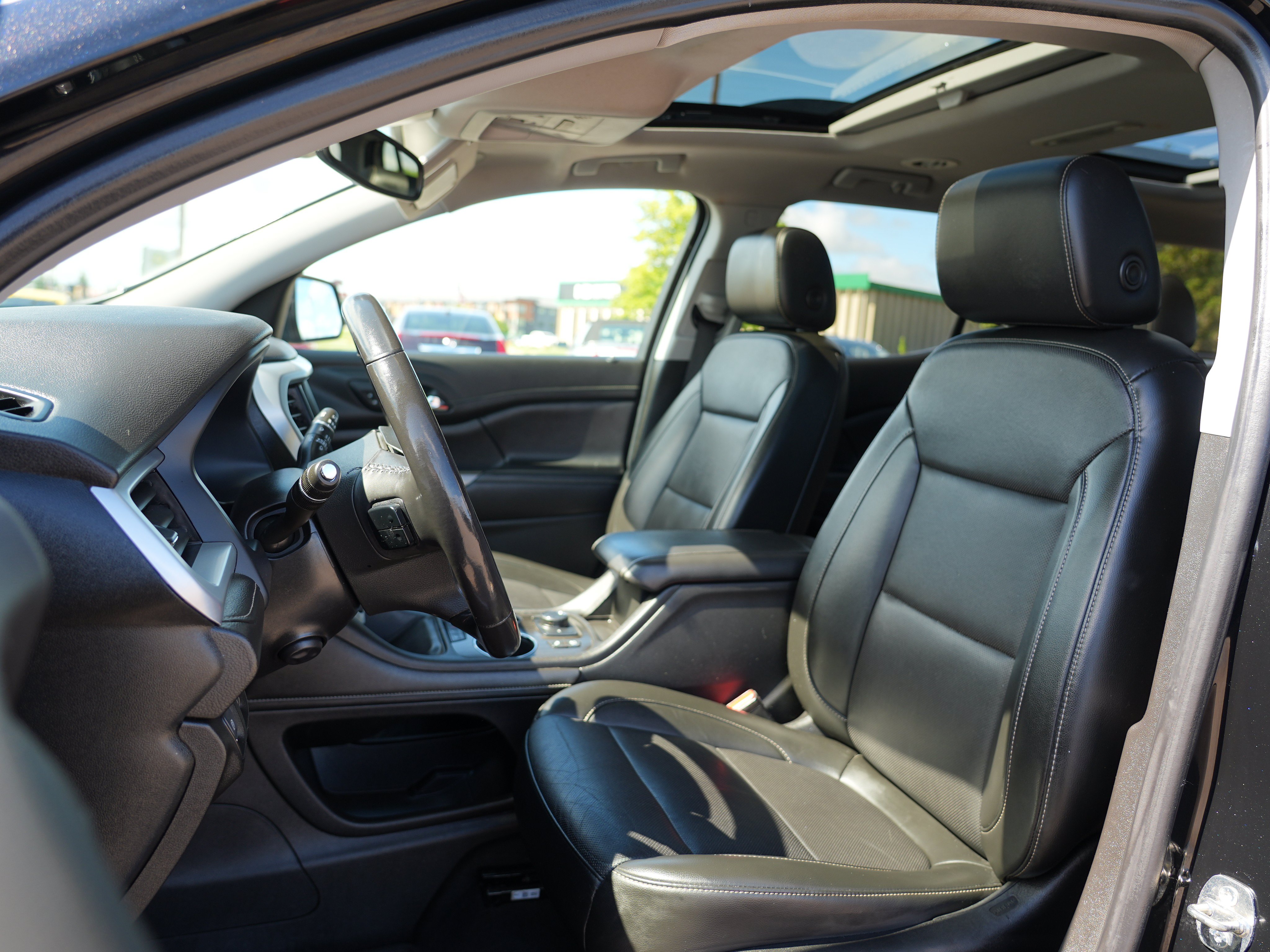 Used 2021 GMC Acadia SLT w/ Preferred Package AWD/4WD image 12