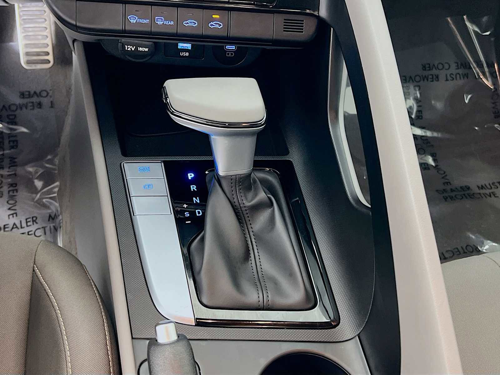 Certified 2025 Hyundai Elantra Sport FWD image 16