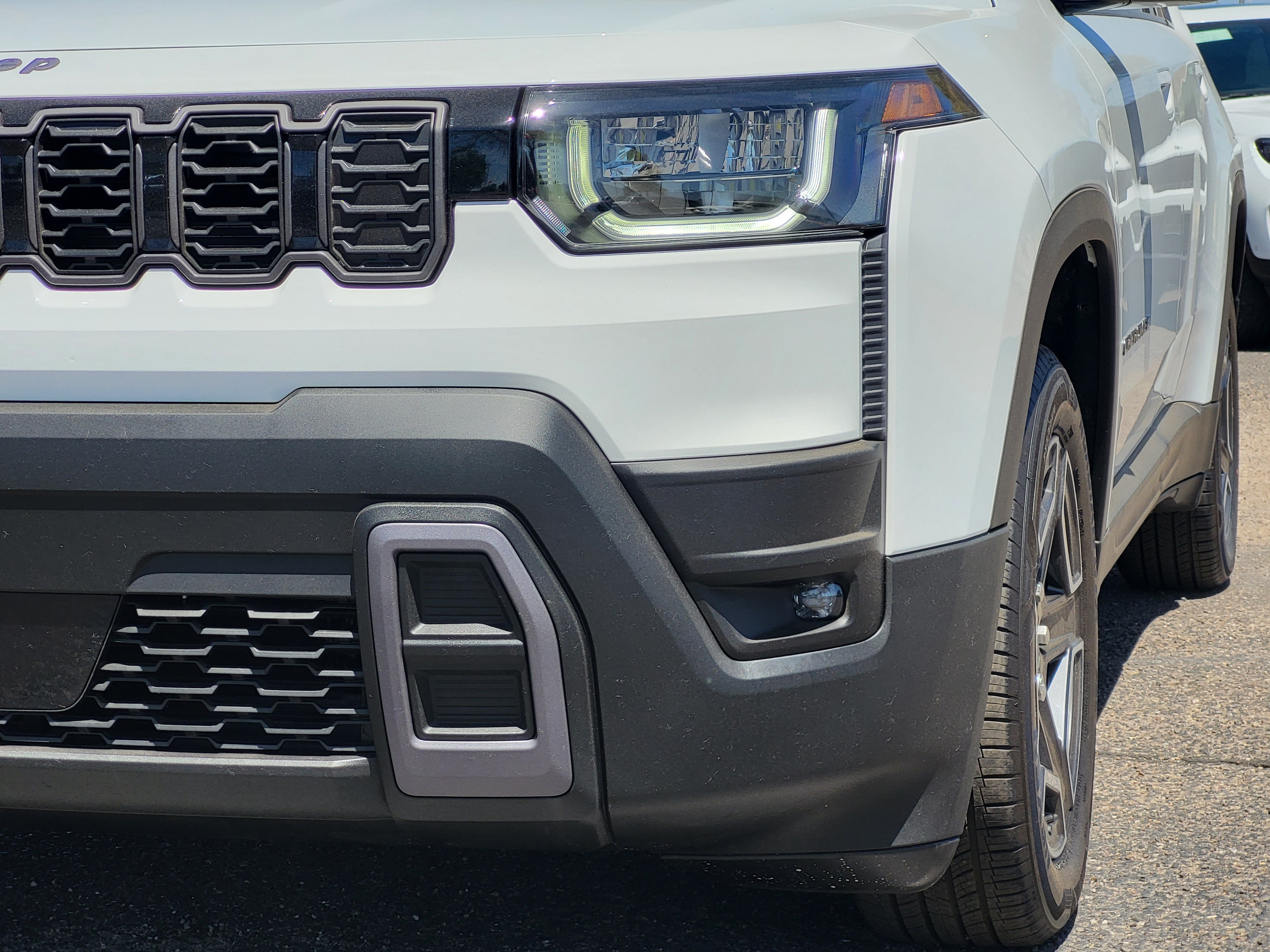 New 2026 Jeep Cherokee Laredo AWD/4WD image 17