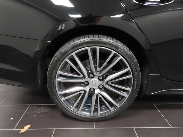 Certified 2022 Cadillac CT5 V w/ Platinum Package AWD/4WD image 17