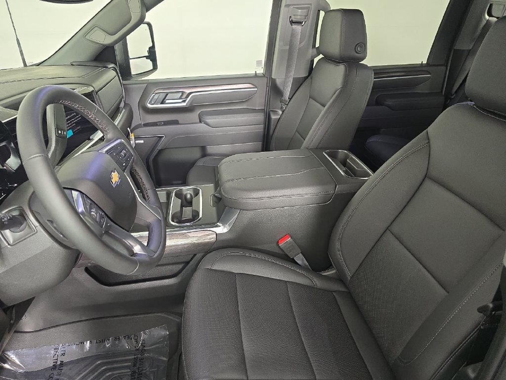 New 2026 Chevrolet Silverado 3500 LTZ w/ LTZ Plus Package AWD/4WD image 11
