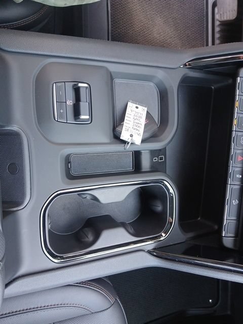 Used 2025 GMC Sierra 2500 AT4 w/ AT4 Premium Plus Package AWD/4WD image 45