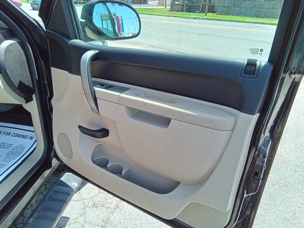 Used 2011 GMC Sierra 1500 SLE w/ Power Tech Package AWD/4WD image 3