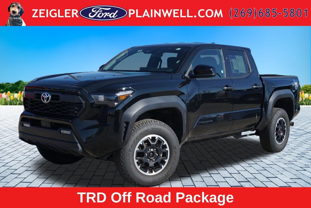 Used 2025 Toyota Tacoma TRD Off-Road AWD/4WD image 1