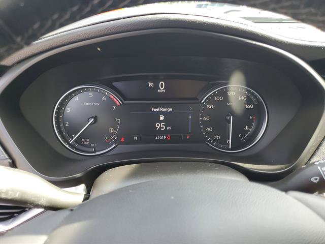 Used 2021 Cadillac XT4 Premium Luxury w/ LPO, Onyx Sport Package FWD image 59