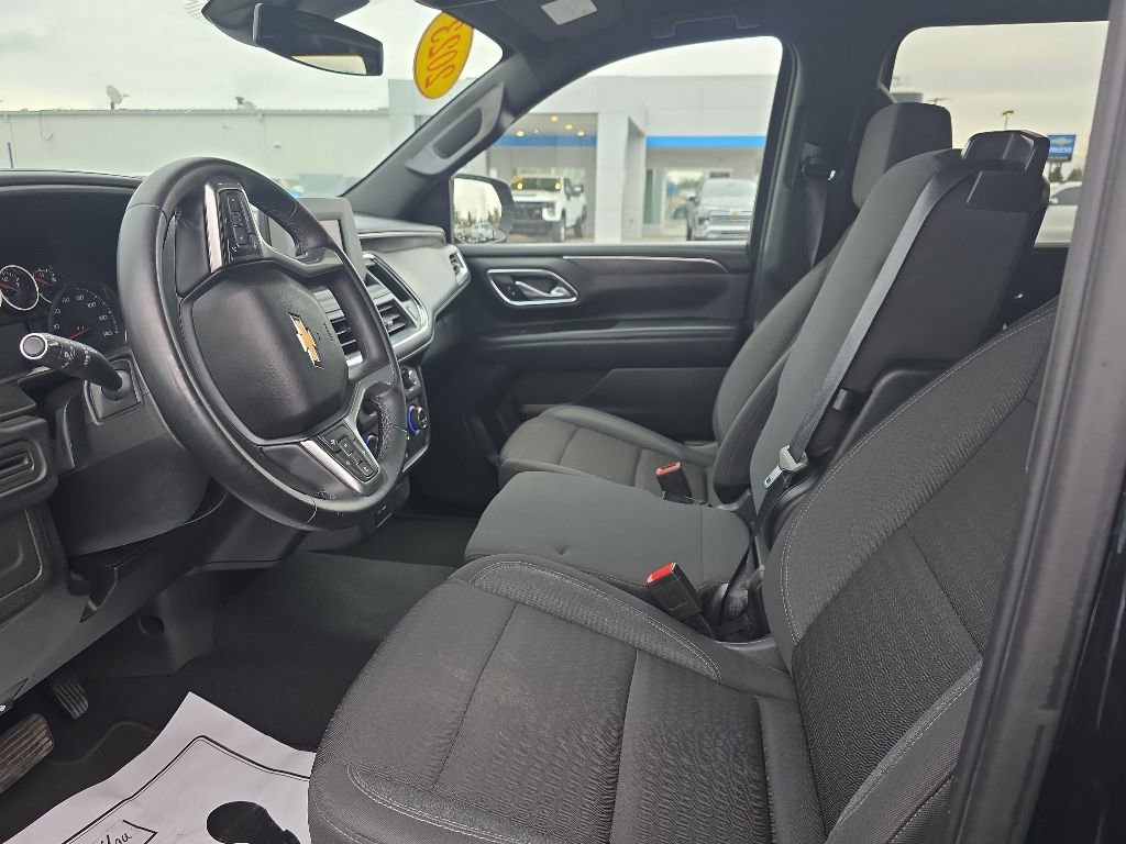 Used 2023 Chevrolet Suburban LS AWD/4WD image 6