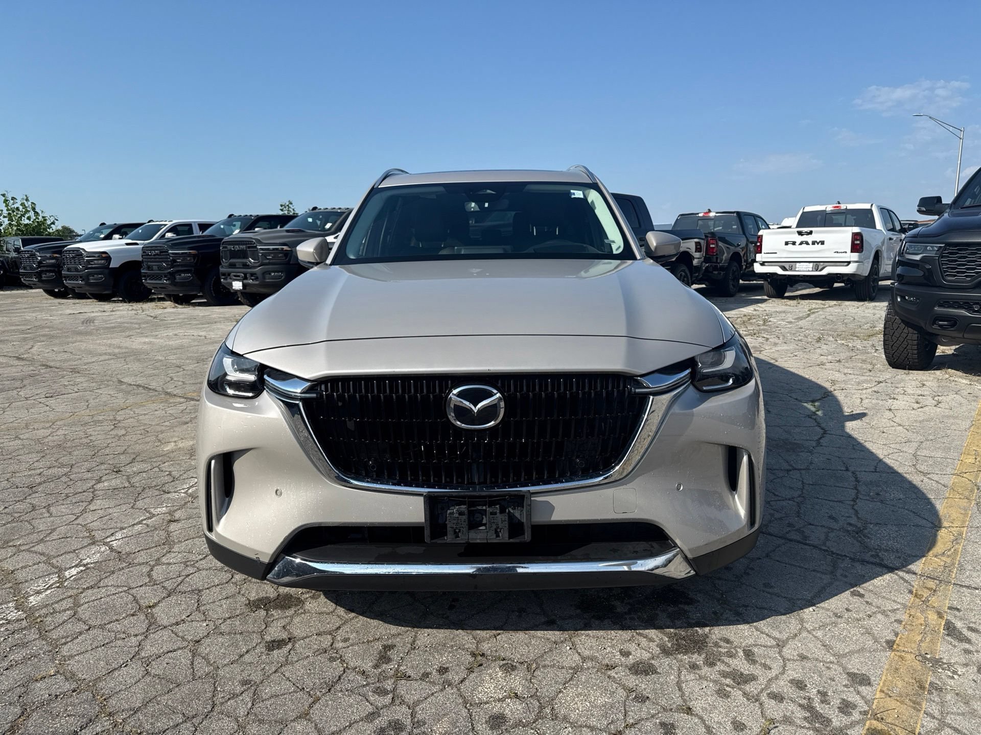 Used 2024 MAZDA CX-90 3.3 Turbo w/ Premium Package AWD/4WD image 2
