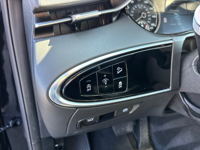 Used 2025 Genesis GV70 2.5T AWD/4WD image 15