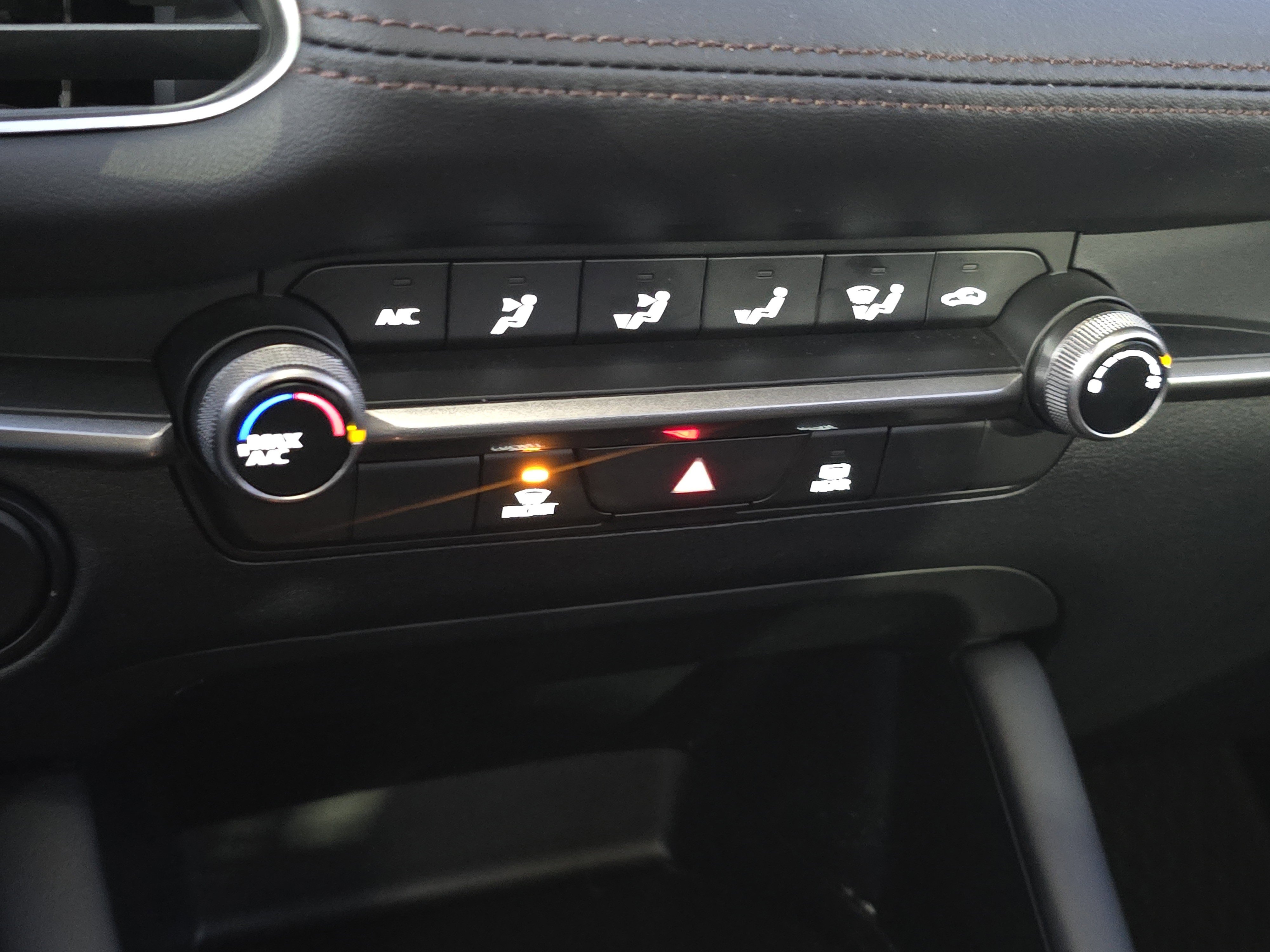 Used 2025 MAZDA MAZDA3 s image 17