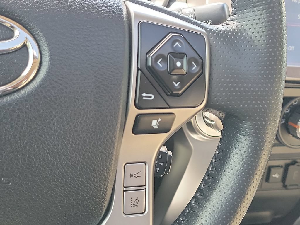 Used 2024 Toyota 4Runner SR5 Premium w/ Moonroof Package AWD/4WD image 11