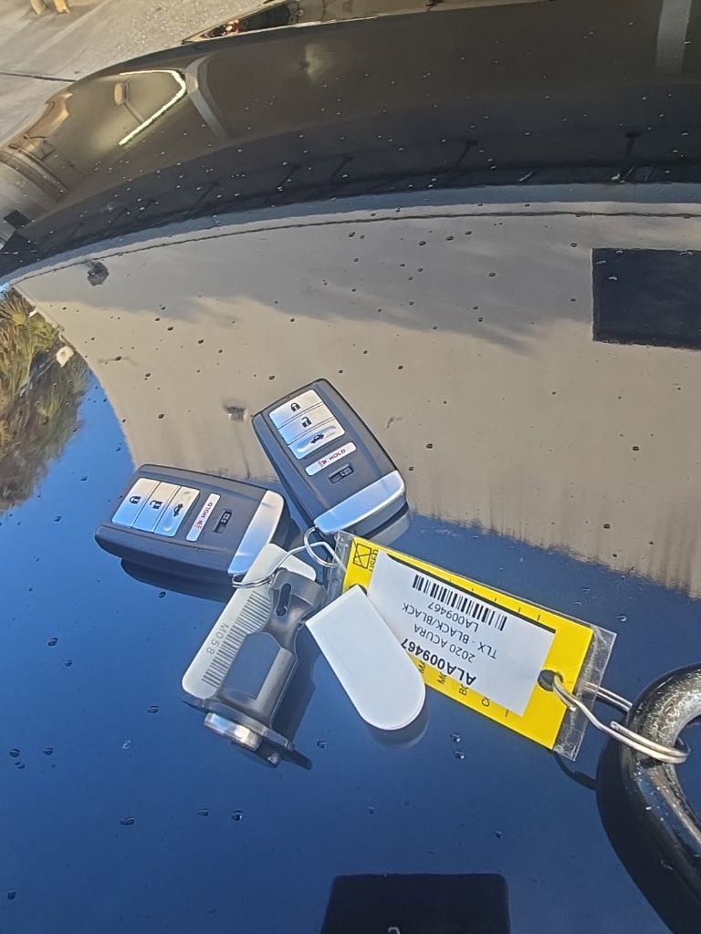 Used 2020 Acura TLX image 34