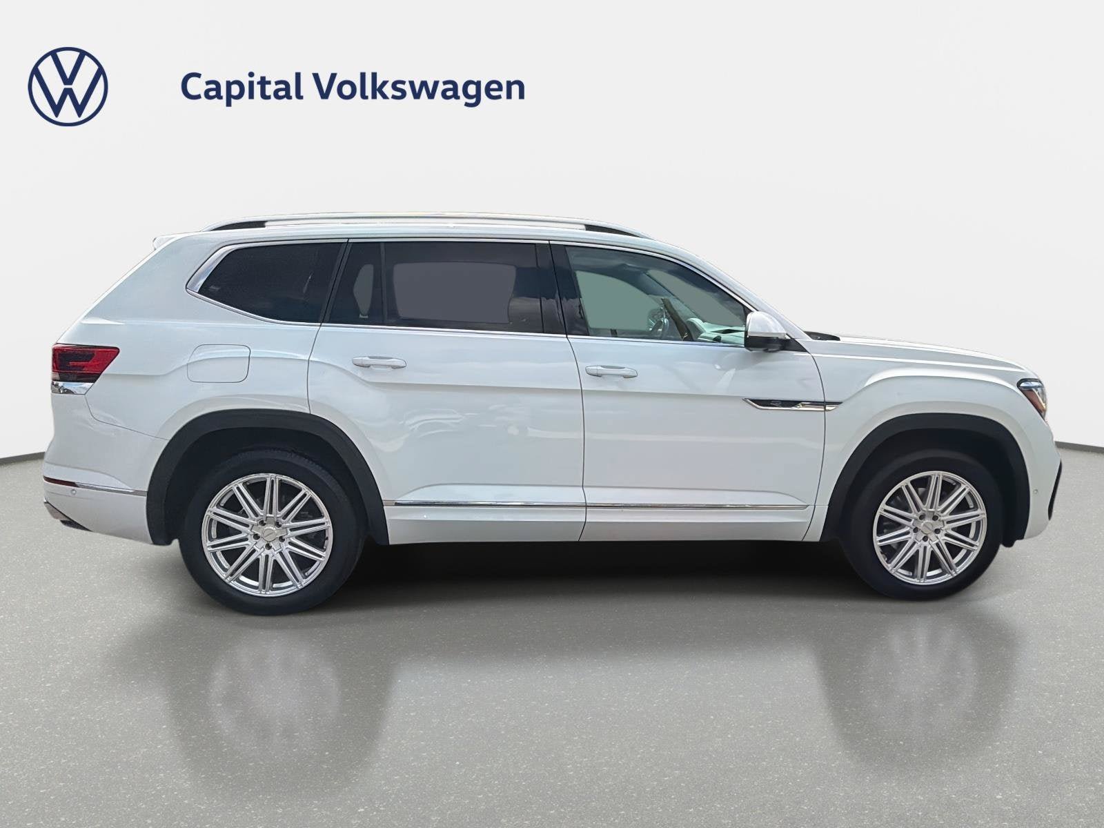 Used 2021 Volkswagen Atlas SEL Premium AWD/4WD image 4