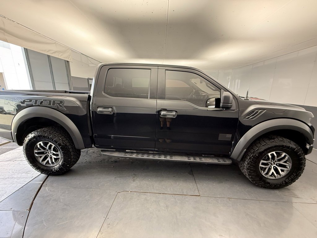 Used 2018 Ford F150 Raptor w/ Equipment Group 801A Mid image 14