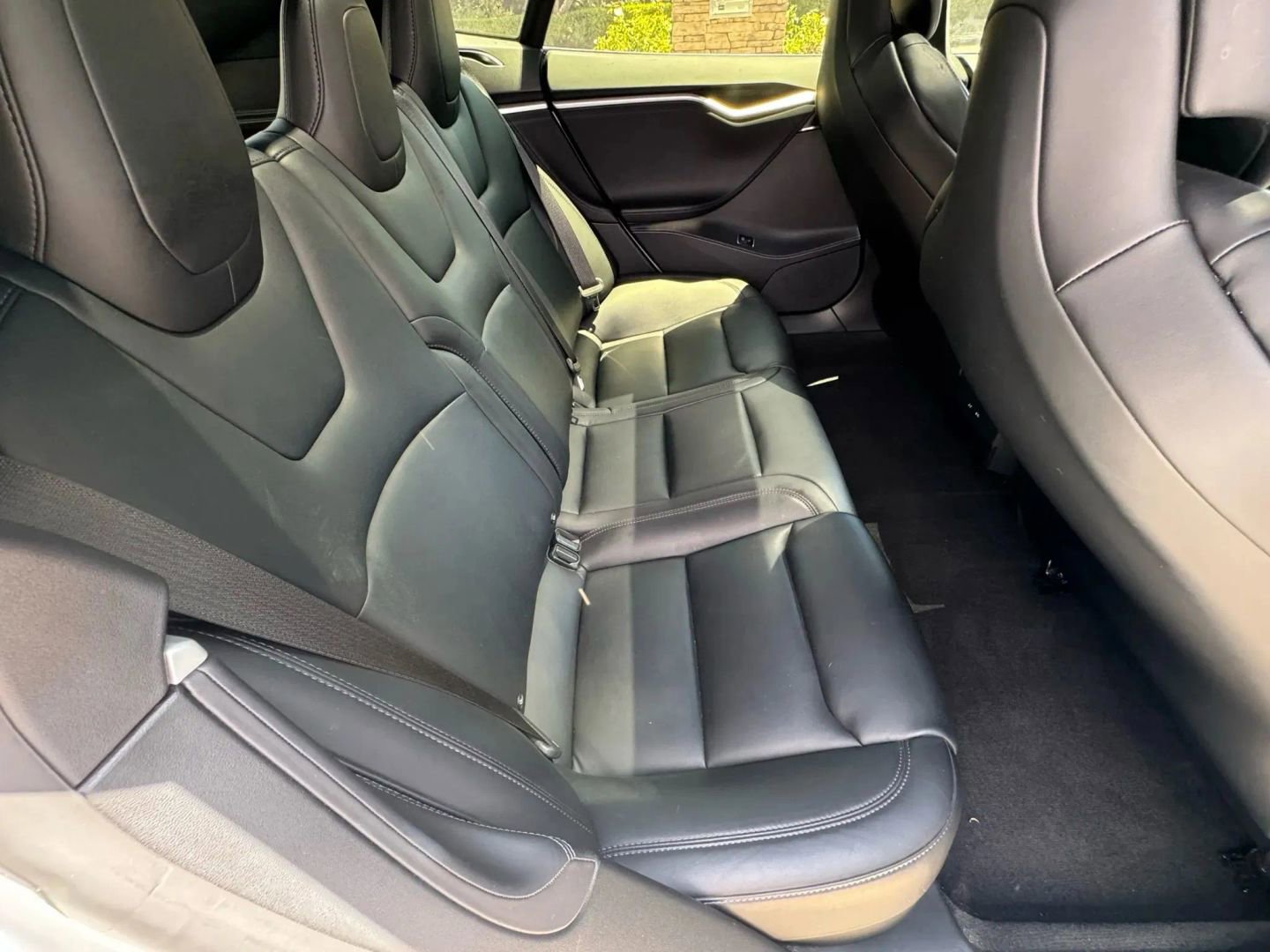 Used 2018 Tesla Model S 100D AWD/4WD image 14