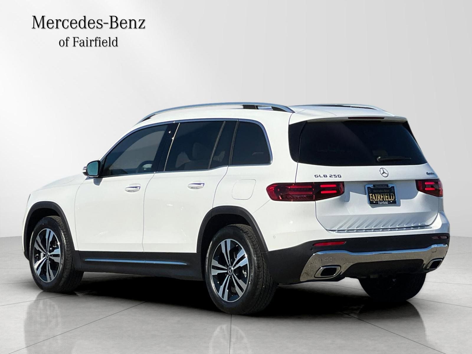 New 2025 Mercedes-Benz GLB 250 4MATIC image 6