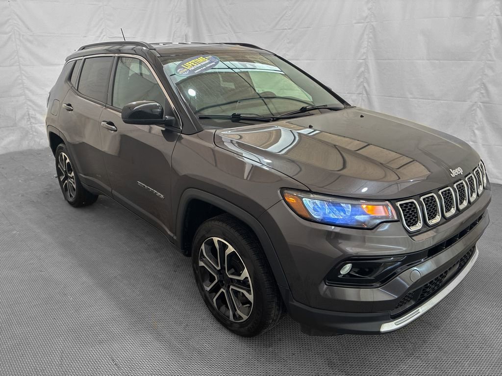 Used 2023 Jeep Compass Limited AWD/4WD image 8