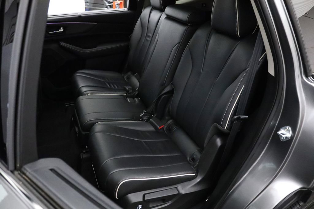 Used 2023 Acura MDX SH-AWD w/ Advance Package image 9