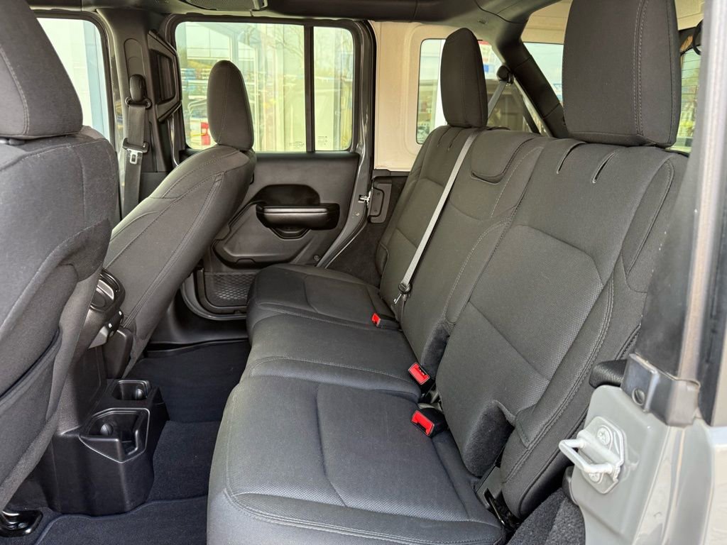 Used 2019 Jeep Wrangler Unlimited Sport S image 14