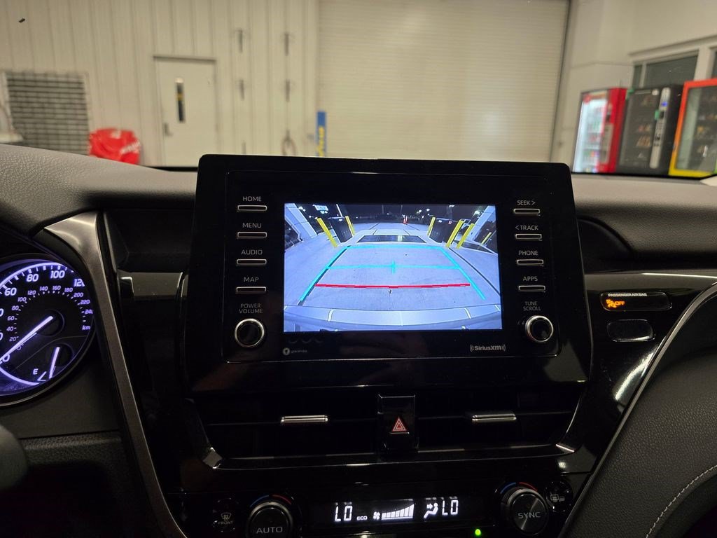 Used 2023 Toyota Camry SE FWD image 22