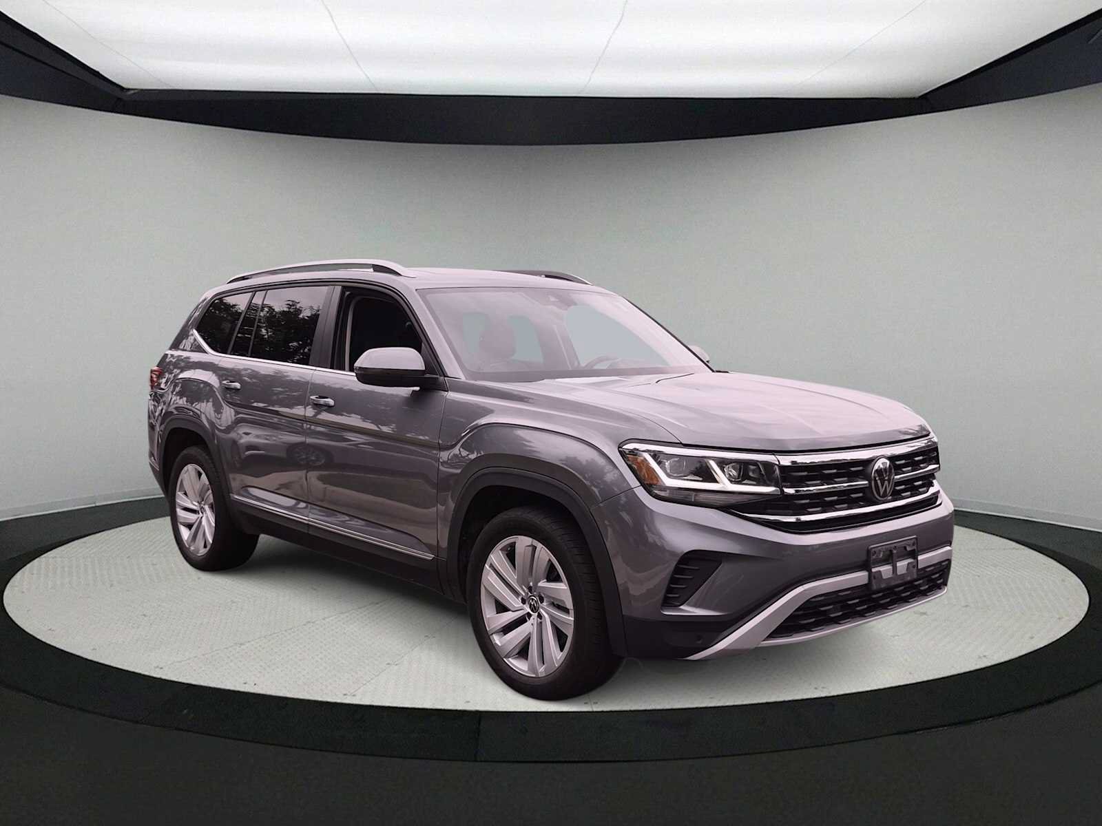 Used 2021 Volkswagen Atlas SEL AWD/4WD image 2