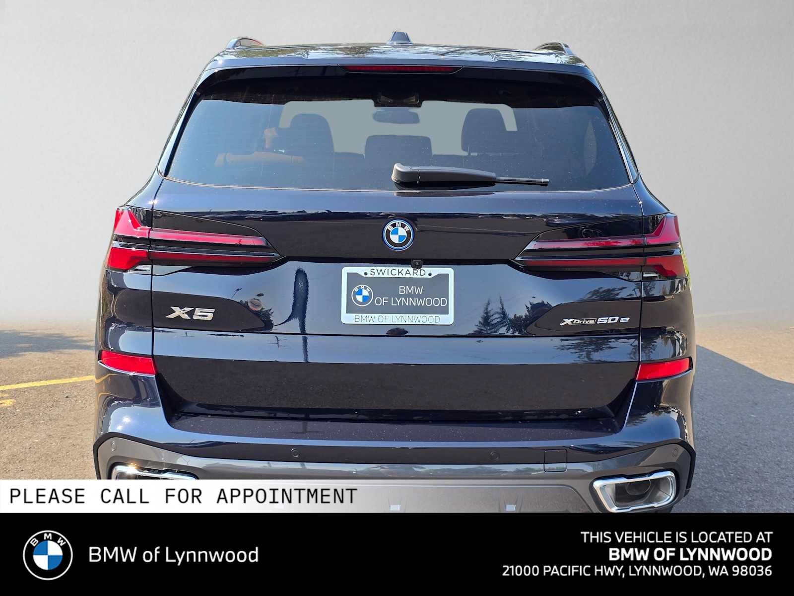 New 2026 BMW X5 xDrive50e w/ M Sport Package AWD/4WD image 4