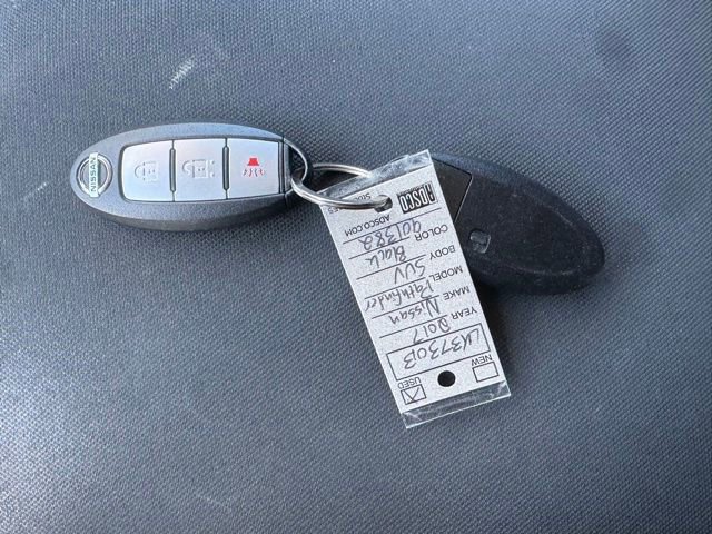 Used 2017 Nissan Pathfinder S AWD/4WD image 21