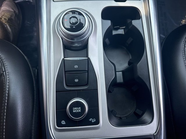 Used 2022 Ford Explorer XLT w/ Equipment Group 202A image 15